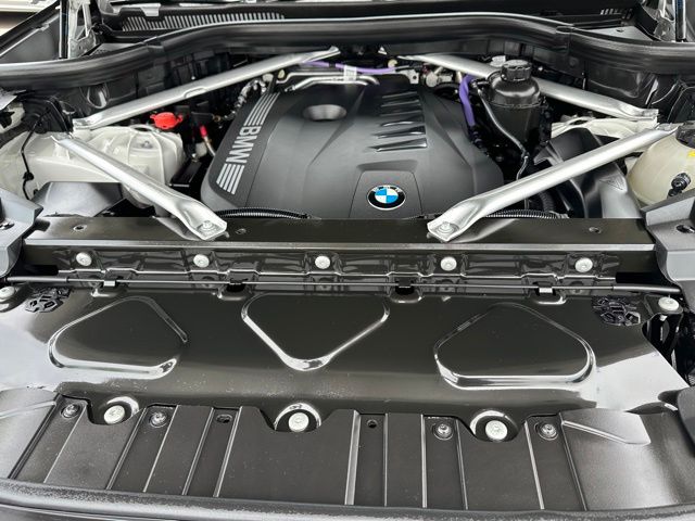 2025 BMW X5 xDrive40i SUV