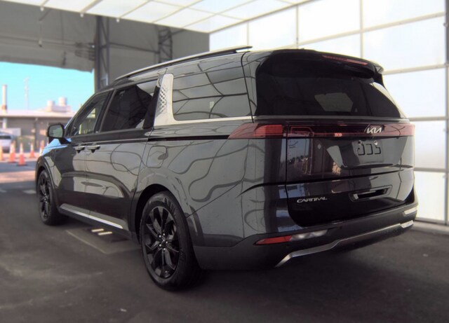 2023 Kia Carnival SX Prestige MPV