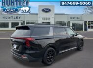 2025 Kia Carnival SX Van Passenger Van