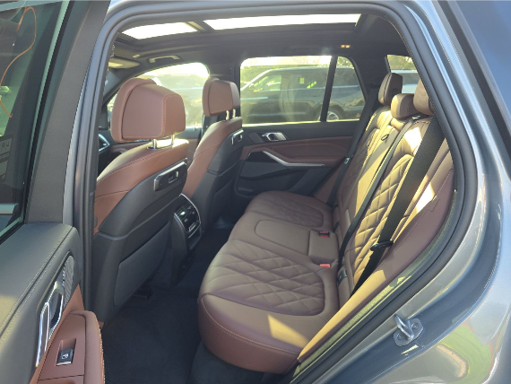 2025 BMW X5 xDrive40i SUV