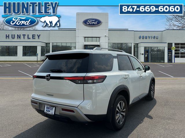 2023 Nissan Pathfinder SL SUV