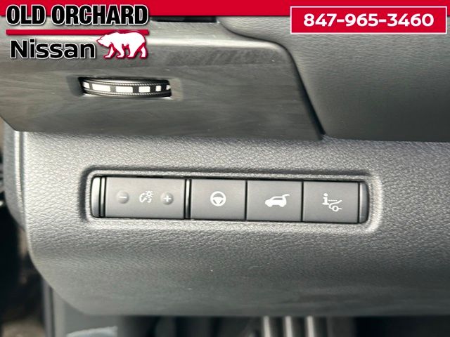 2026 Nissan Pathfinder Platinum SUV