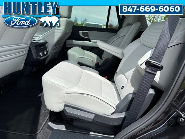 2025 Ford Expedition Platinum SUV