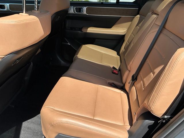 2025 Hyundai Santa Fe Hybrid Limited SUV