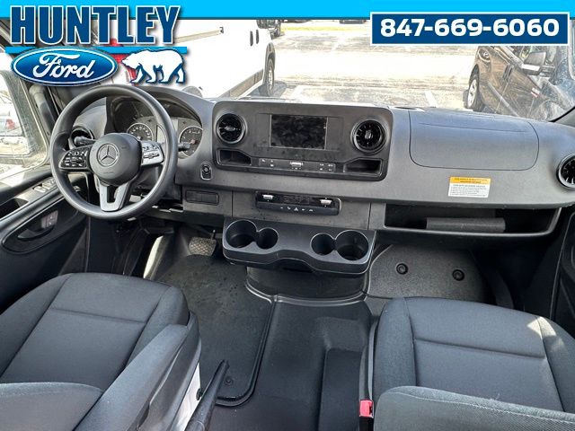 2023 Mercedes-Benz Sprinter 2500 Cargo 170 WB Van Extended Cargo Van