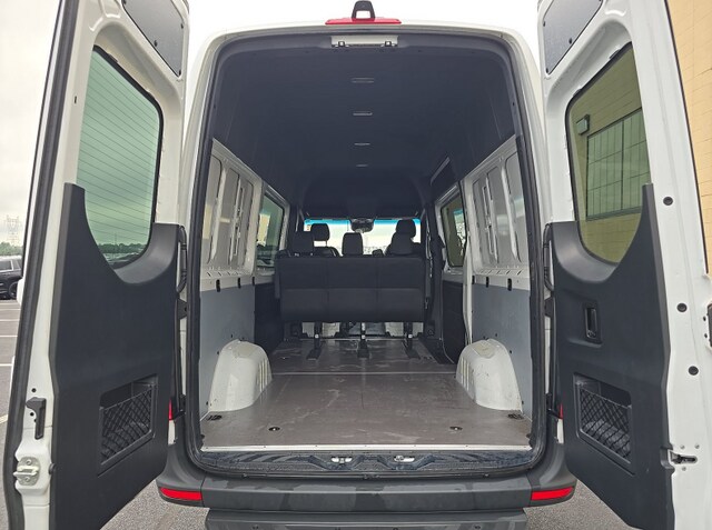 2024 Mercedes-Benz Sprinter 2500 Crew 144 WB Van