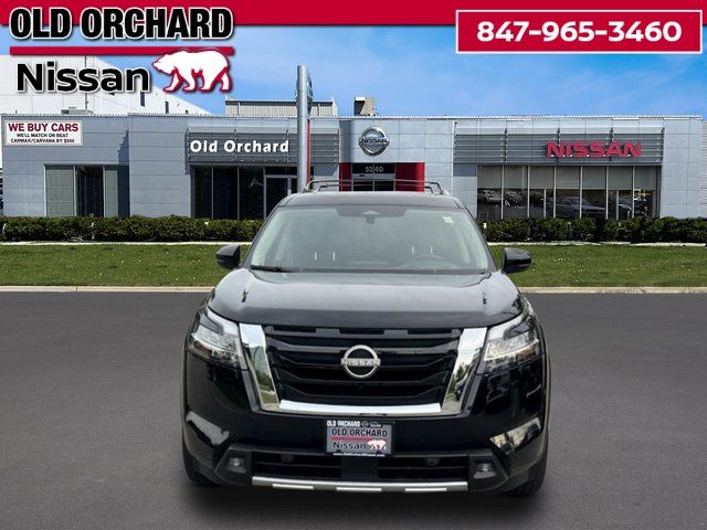 2022 Nissan Pathfinder Platinum SUV