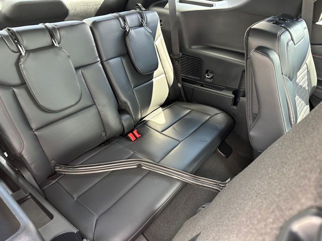 2025 Ford Explorer ST-Line SUV