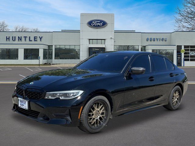 2021 BMW 3 Series 330i xDrive Sedan's photo