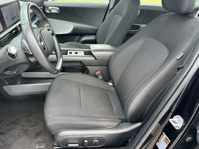2024 Hyundai IONIQ 6 SE Sedan