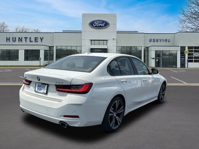 2023 BMW 330i 330i xDrive Sedan