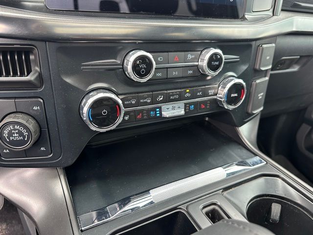 2025 Ford F-150 Lariat Truck SuperCrew Cab