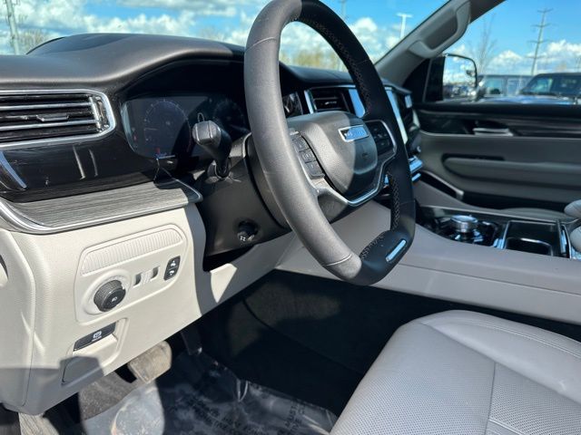 2022 Jeep Wagoneer Series III SUV
