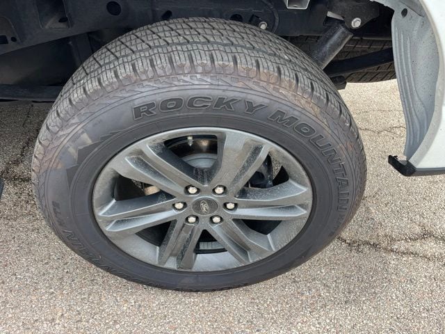 2023 Ford F-150 Lariat Truck SuperCrew Cab