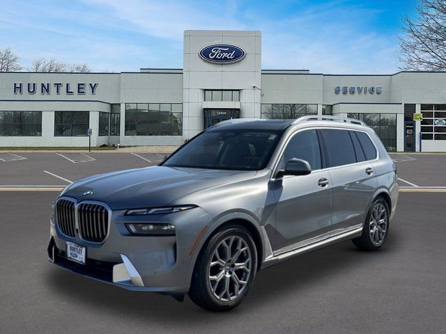 2024 BMW X7 xDrive40i's photo