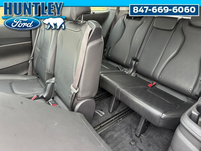 2025 Kia Carnival SX Van Passenger Van