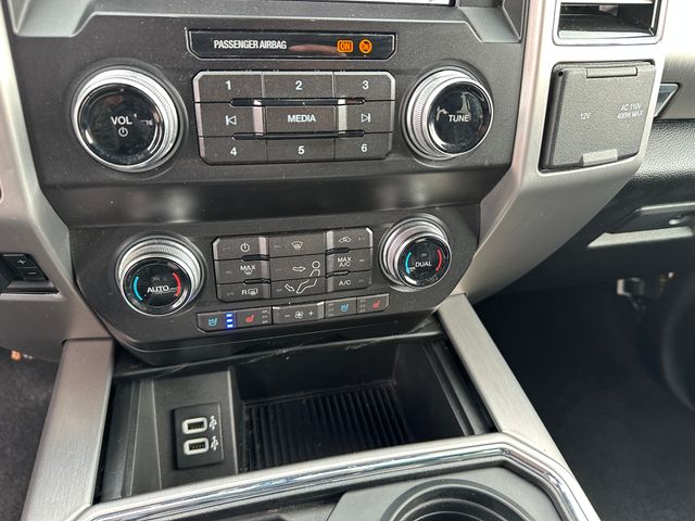 2019 Ford F-450 Platinum Truck Crew Cab