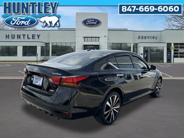 2021 Nissan Altima 2.5 Platinum Sedan