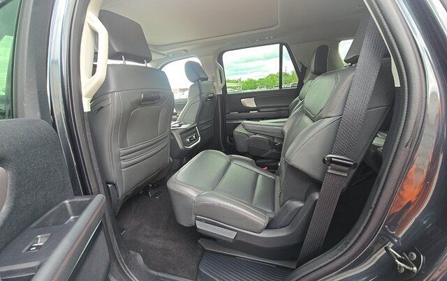 2025 Ford Expedition Active SUV
