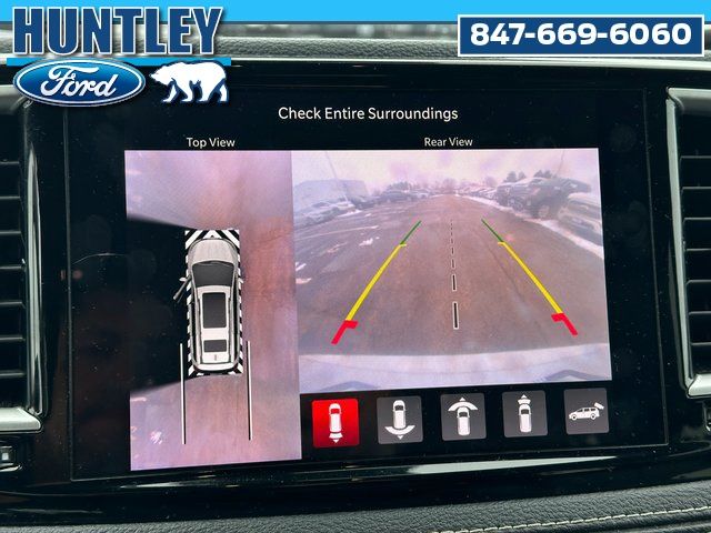 2024 Chrysler Pacifica Plug-In Hybrid Select Van Passenger Van