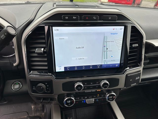 2022 Ford F-250 Lariat Truck Crew Cab