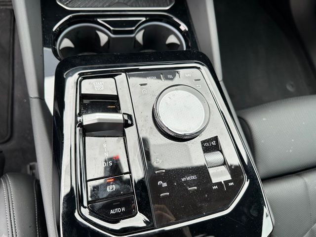 2025 BMW 530i 530i xDrive Sedan