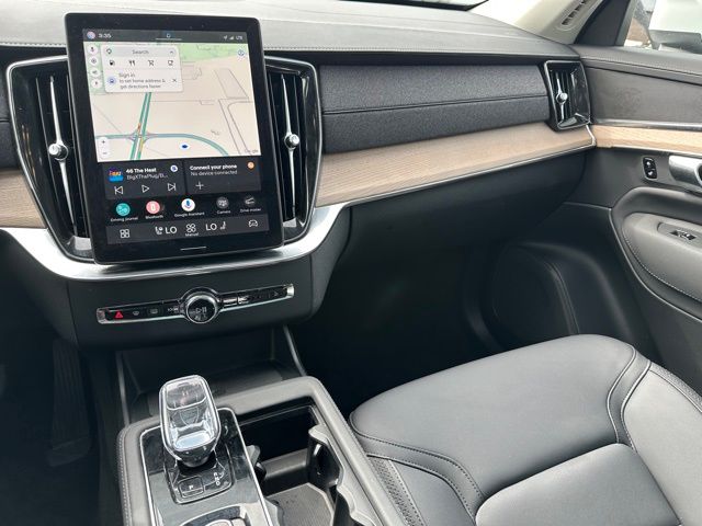 2025 Volvo XC90 B6 Plus 7-Seater SUV