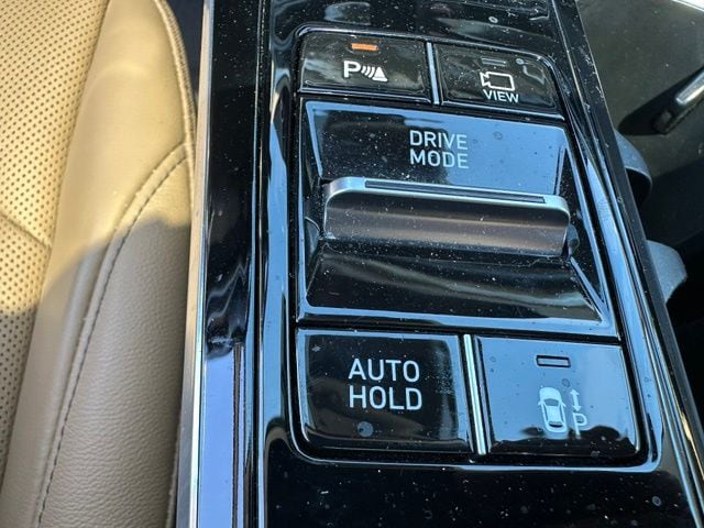 2023 Hyundai Sonata Hybrid Limited Sedan