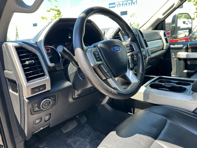2021 Ford F-250 Lariat Truck Crew Cab