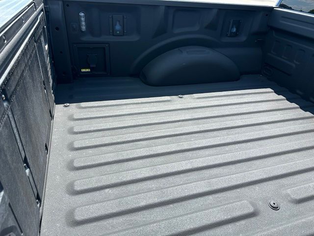 2023 Ford F-150 Raptor Truck SuperCrew Cab