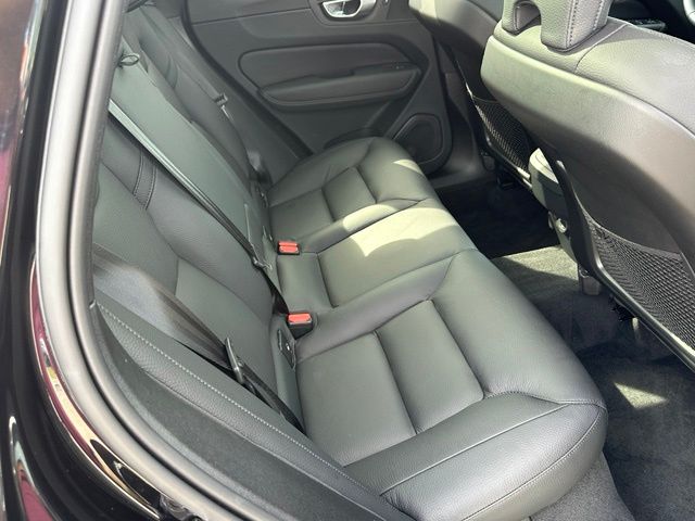 2024 Volvo XC60 B5 Plus Dark Theme SUV