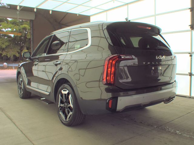 2023 Kia Telluride S SUV
