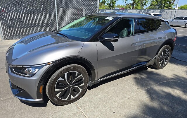 2023 Kia EV6 Wind SUV