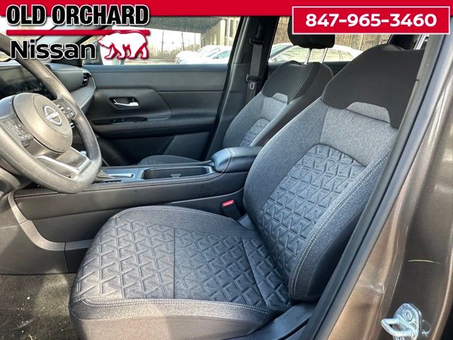 2025 Nissan Kicks SV SUV