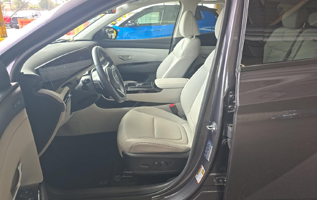 2025 Hyundai Tucson Hybrid Limited SUV