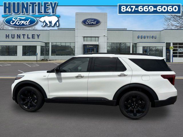 2023 Ford Explorer ST-Line SUV