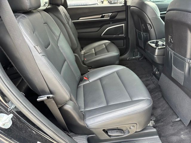2023 Kia Telluride S SUV