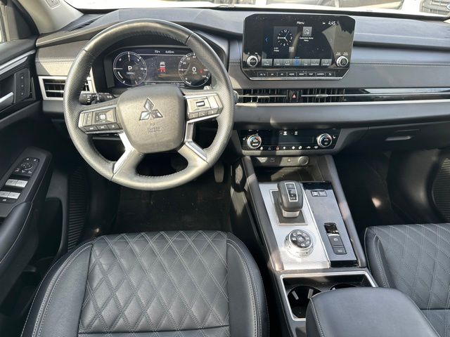 2024 Mitsubishi Outlander PHEV SUV