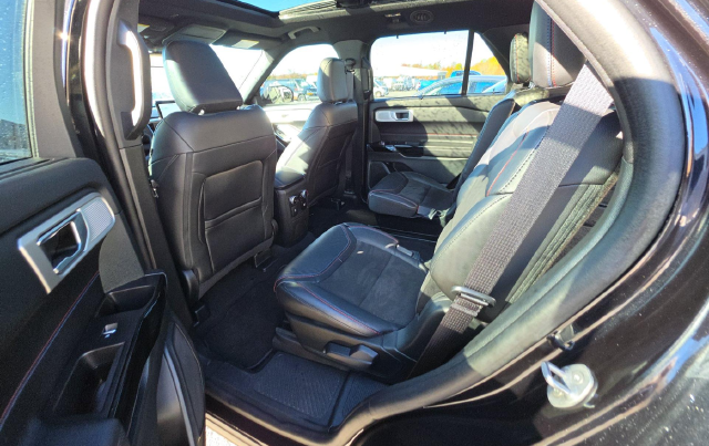 2023 Ford Explorer ST SUV