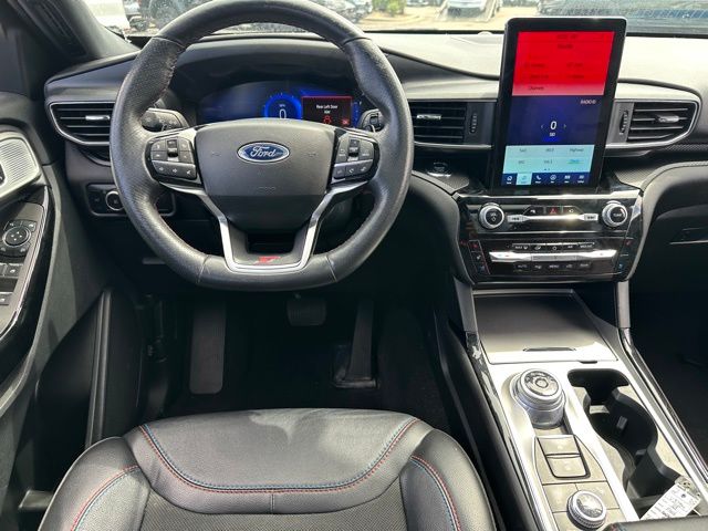 2023 Ford Explorer ST SUV