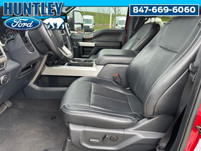 2022 Ford F-250 Lariat Truck Crew Cab