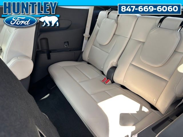 2020 Ford Explorer Platinum SUV