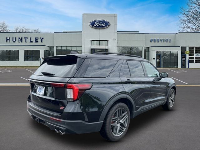 2025 Ford Explorer ST SUV