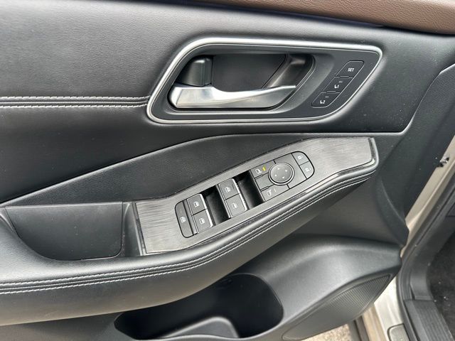 2023 Nissan Rogue Platinum SUV