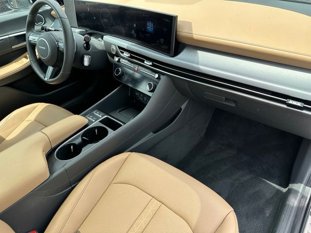 2025 Hyundai Sonata Hybrid Limited Sedan