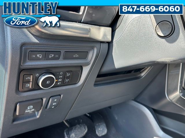 2023 Ford F-150 Lariat Truck SuperCrew Cab