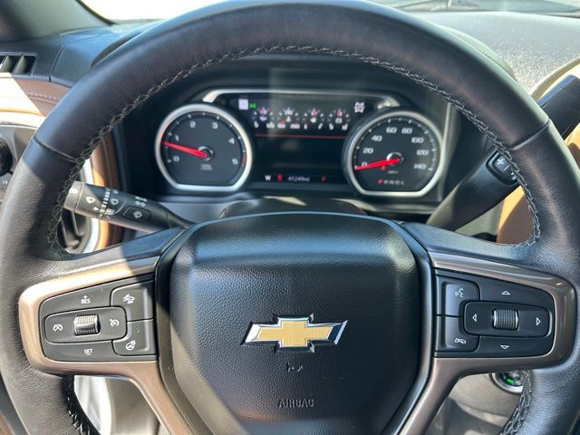 2022 Chevrolet Silverado 3500 HD High Country Truck Crew Cab