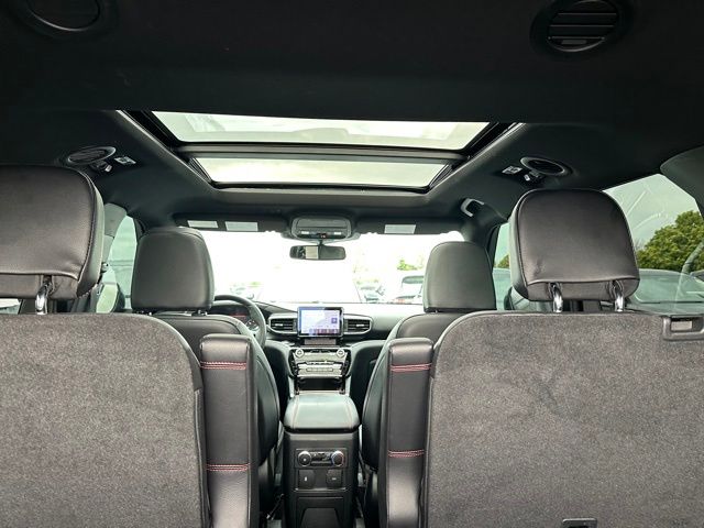 2024 Ford Explorer ST-Line SUV