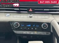 2024 Hyundai Elantra SEL Sedan