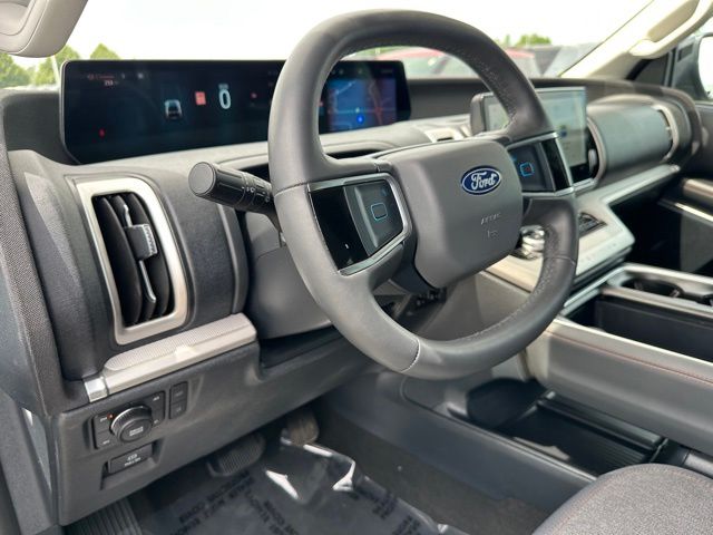 2025 Ford Expedition Max Active SUV